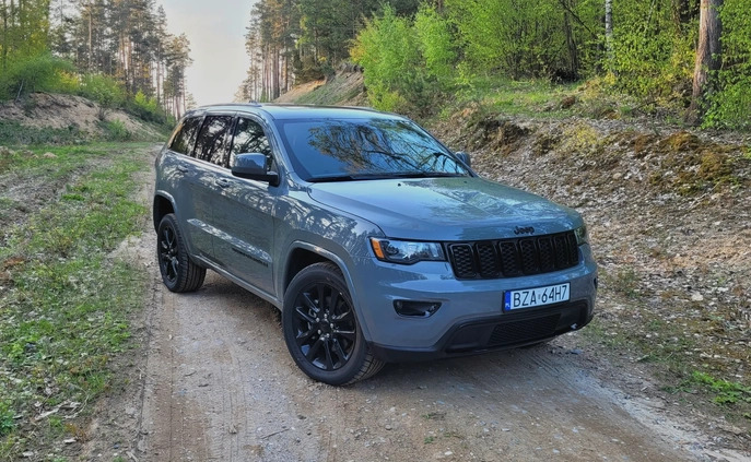 Jeep Grand Cherokee cena 131000 przebieg: 40000, rok produkcji 2021 z Obrzycko małe 379